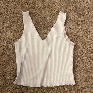 White “lettuce” cut tank top, is cropped